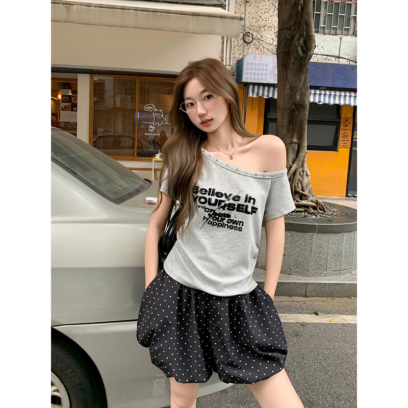 Women's One-Shoulder Letter Print Short Sleeve T-Shirt 2026 Summer Slim Fit Cropped Top - Image 4