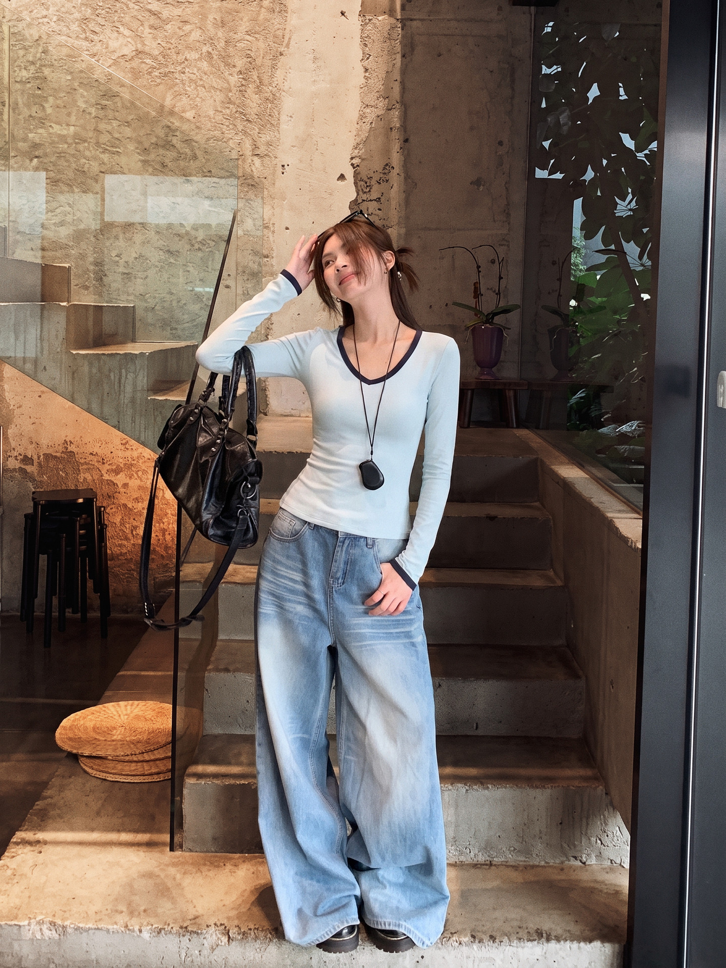 Blue V-Neck Color-Block Long-Sleeve Knit Base Layer Women's Fall Winter Slim Sweater Top - Image 3